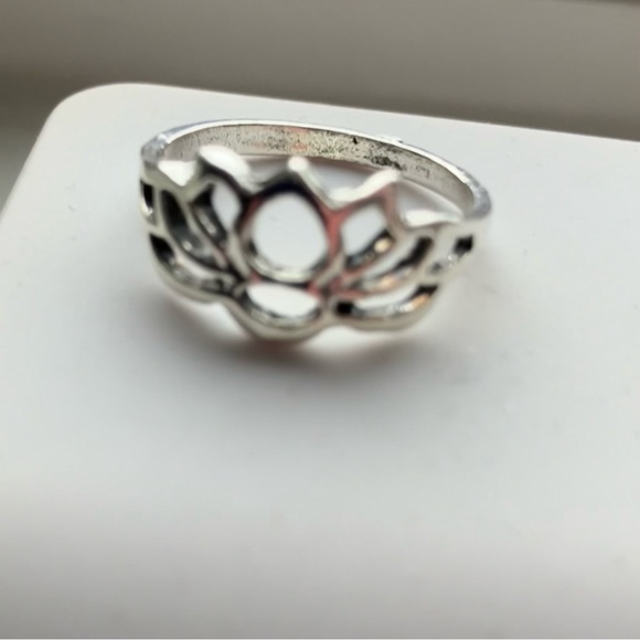 Boutique Silver Plated Lotus Boho Stackable Ring Set - Picture 2 of 5